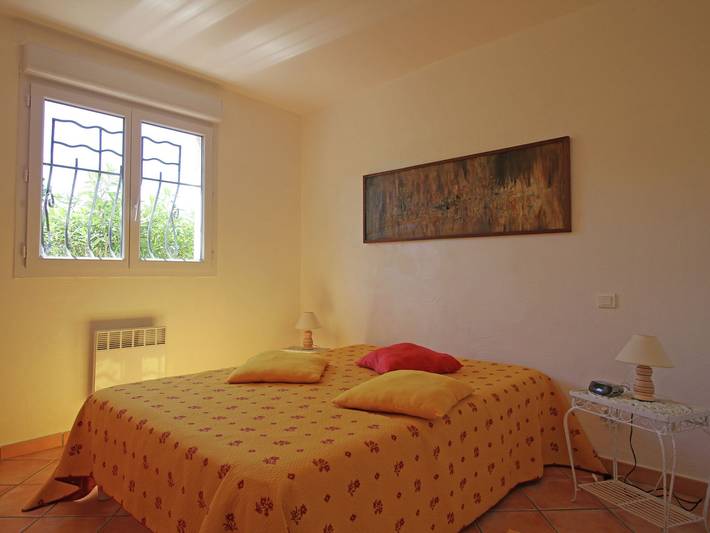 Villa in Bagnols nahe Meer mit Pool in Bagnols-en-Forêt, Mittelmeerküste (Frankreich)