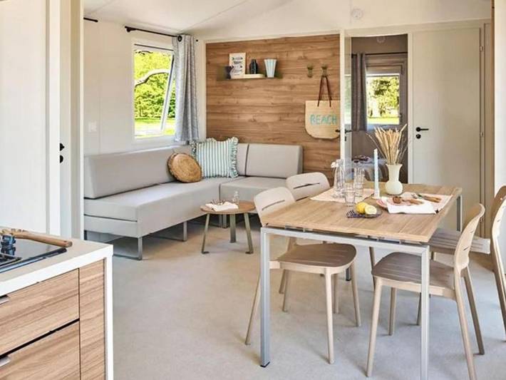 Camping pour 6 personnes, avec terrasse