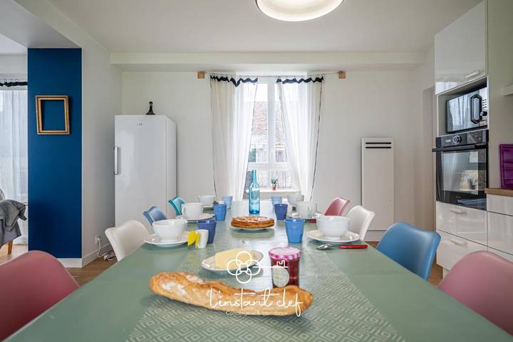 Location de vacances pour 6 personnes, avec jardin à Parigné-l'Évêque - 2