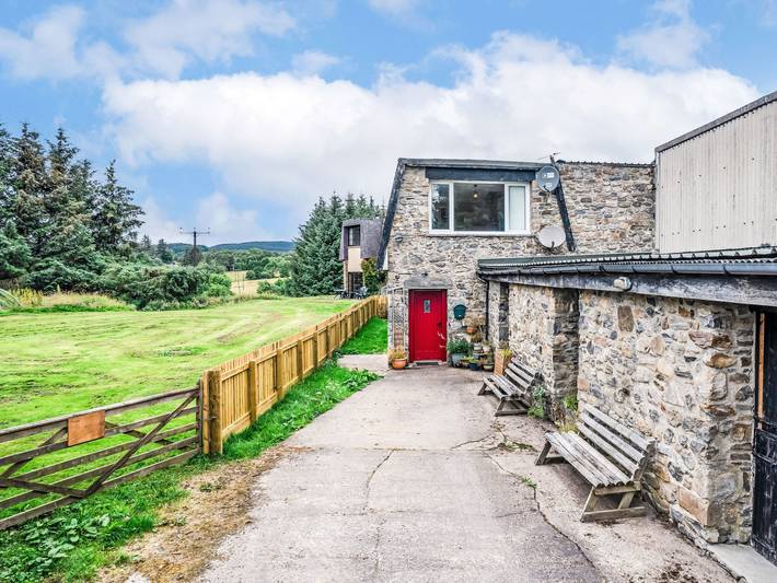 Holiday rental for 2 people, with Terrace and Garden in Loch Ness