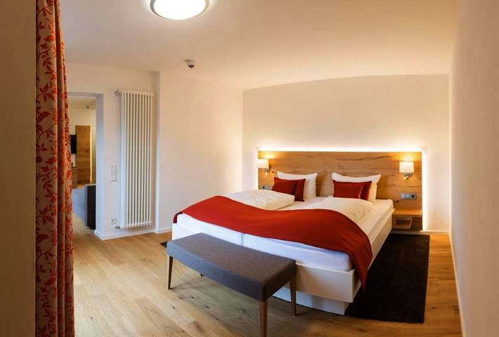 Hotel für 2 Personen, mit Balkon und Terrasse sowie Ausblick in Kirchzarten - 4