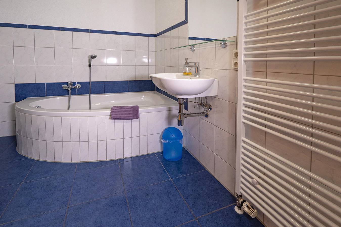 Apartamento vacacional entero, Ferienwohnung - Parterre in Saarburg, Landkreis Trier-Saarburg