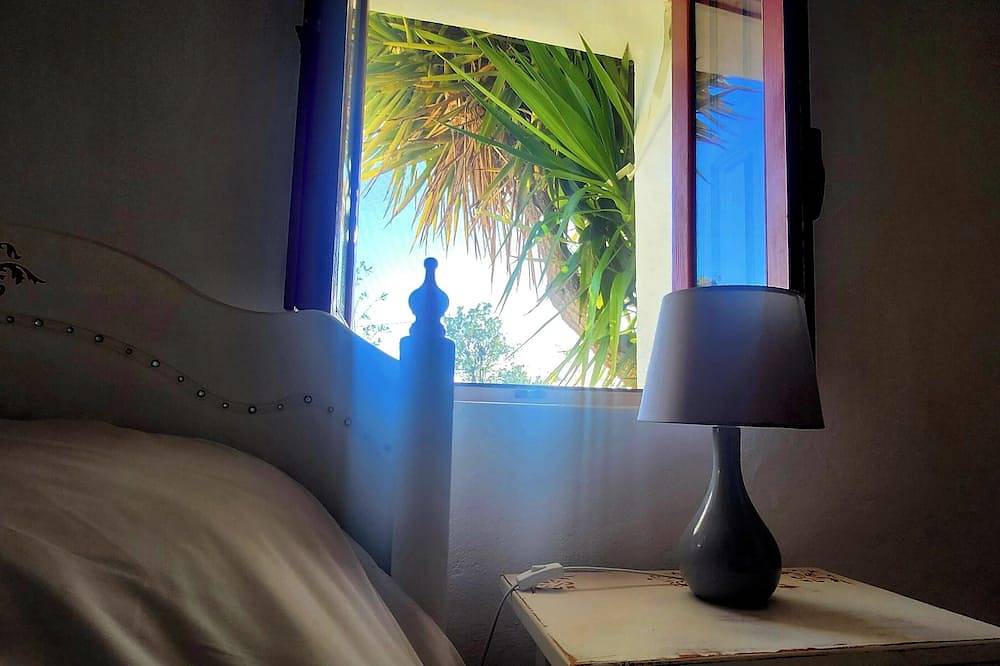 Entire apartment, Casita-Max 7Guests-Private/Pool-Patio-Bbq-Parking in Huércal-Overa, Almería Province