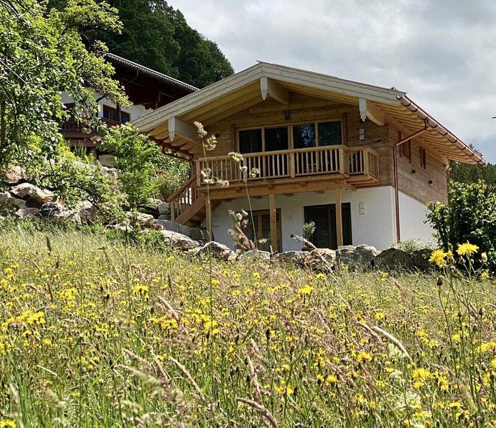 Ferienhaus für 6 Personen, mit Balkon und Sauna sowie Whirlpool und Garten