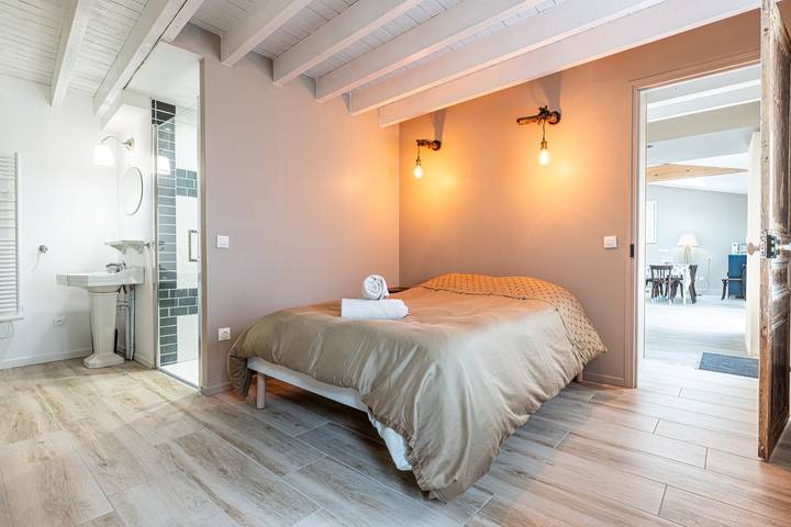 Location de vacances pour 7 personnes, avec jardin et terrasse à Saint-Aubin-sur-Mer (Calvados) - 4