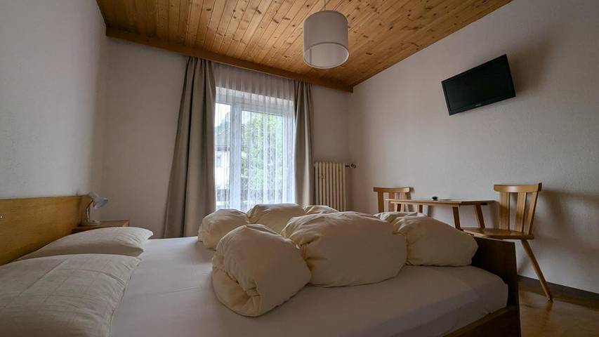 Location de vacances pour 2 personnes, avec jardin ainsi que terrasse et vue à Corvara in Badia - 3