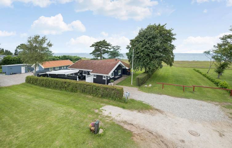 Ferienhaus für 6 Personen, mit Garten und Whirlpool - 1