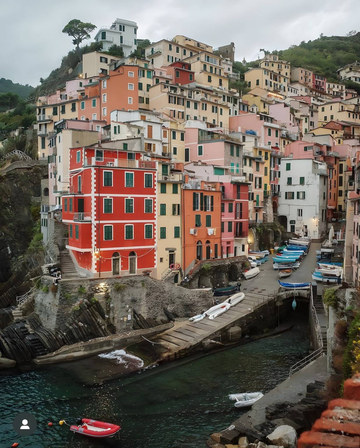 Kamer 'Camera Rosa' met balkon, Wifi en airconditioning in Riomaggiore, Riomaggiore Gemeente