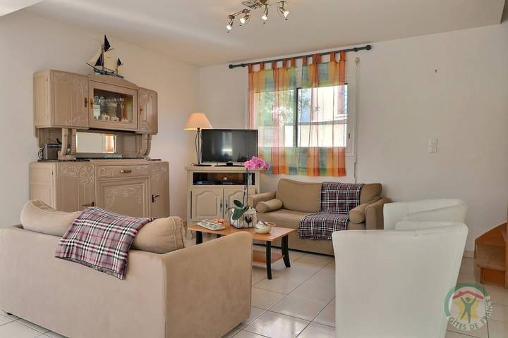 Gîte pour 8 personnes, avec jardin et terrasse à Saint-Lunaire - 4