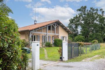 Gîte pour 4 personnes dans Lac de Léon
