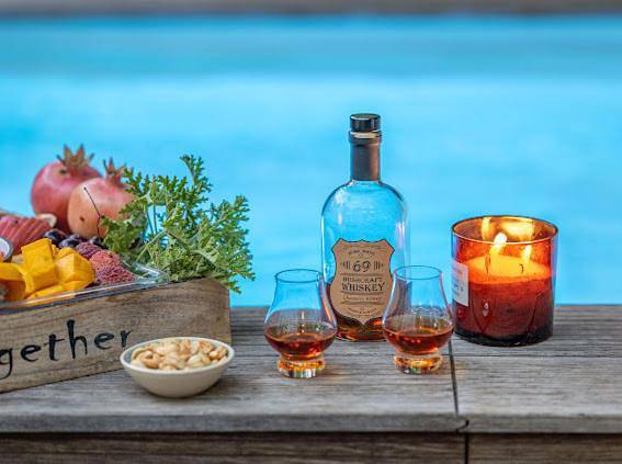 Lodge für 3 Personen, mit Pool und Ausblick sowie Garten - 1