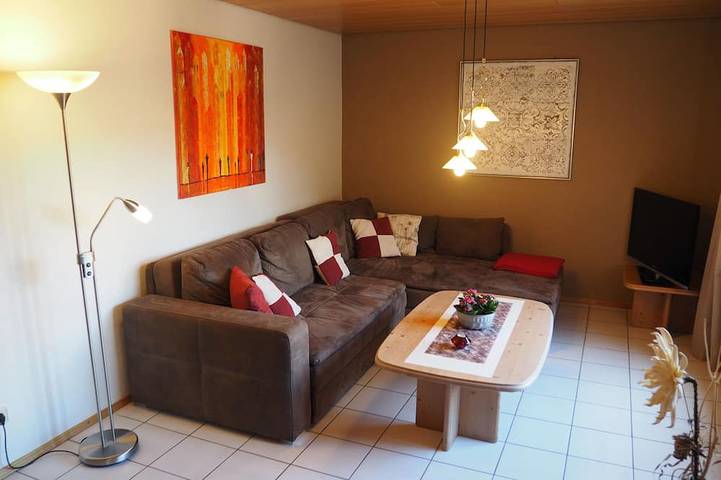 Ferienwohnung für 3 Personen, mit Terrasse in Leinsweiler