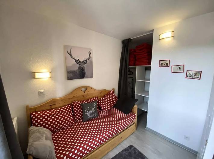 Apartamento entero, Apartamento al pie de las pistas vista montaña 3 estancias 6 personas - Comfort in Station de Risoul, Risoul