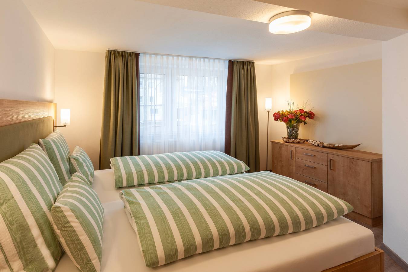 Ganze Wohnung, Ferienwohnung 'Rhön' mit Balkon, Gemeinschaftsgarten und Wi-Fi in Wächtersbach, Main-Kinzig-Kreis