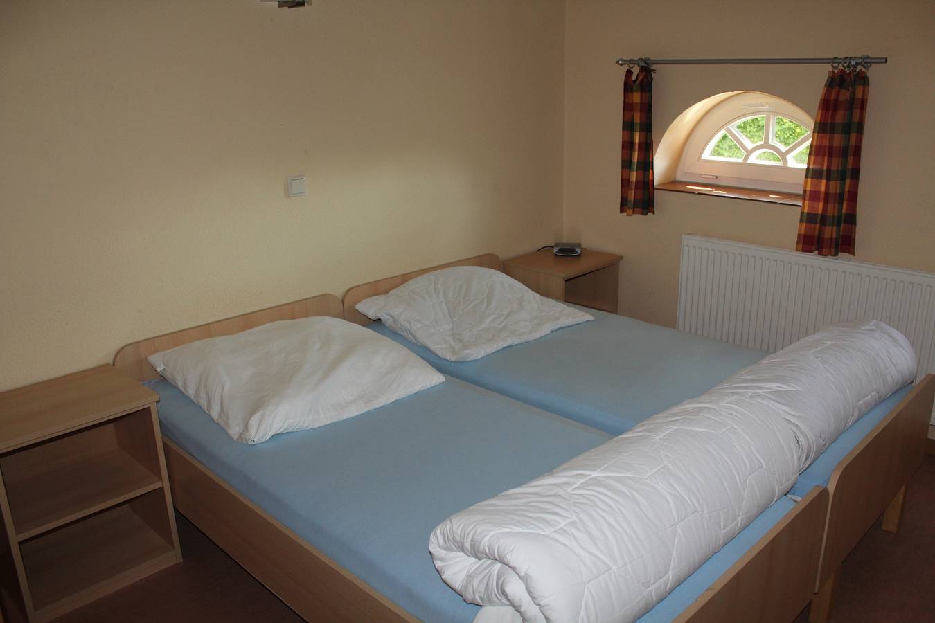 Geheel vakantieappartement, Vakantieappartement voor 8 personen met tuin in Lehe (Emsland), Emsland