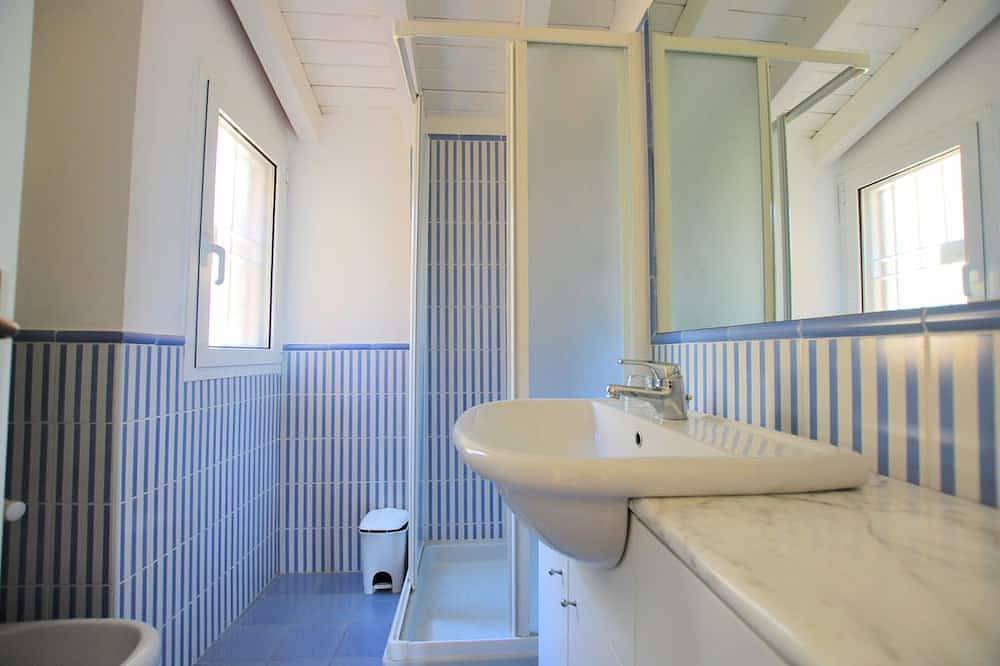 Villa Liguria - pure relaxation, perfect view over the sea with private pool in Aregai, Cipressa