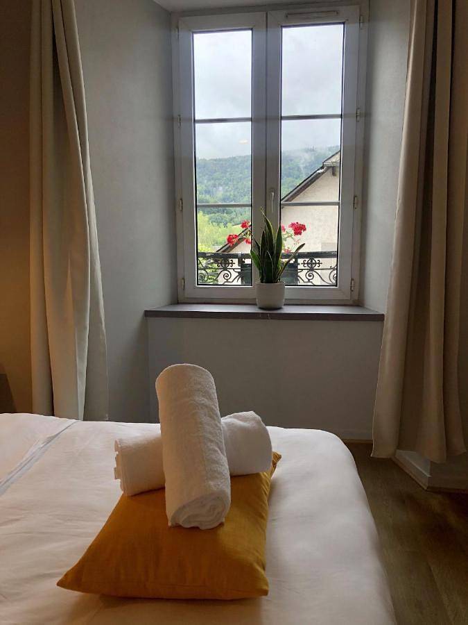 Gîte pour 2 personnes, avec jardin et vue à Condat - 2