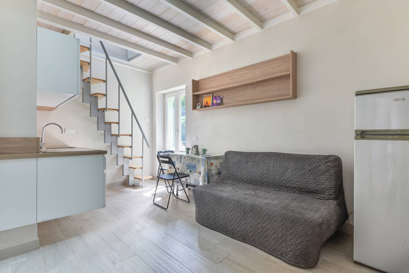 Ganze Wohnung, Ferienwohnung 'Loft Scirocco' mit Wi-Fi und Klimaanlage in Rio Marina, Elba