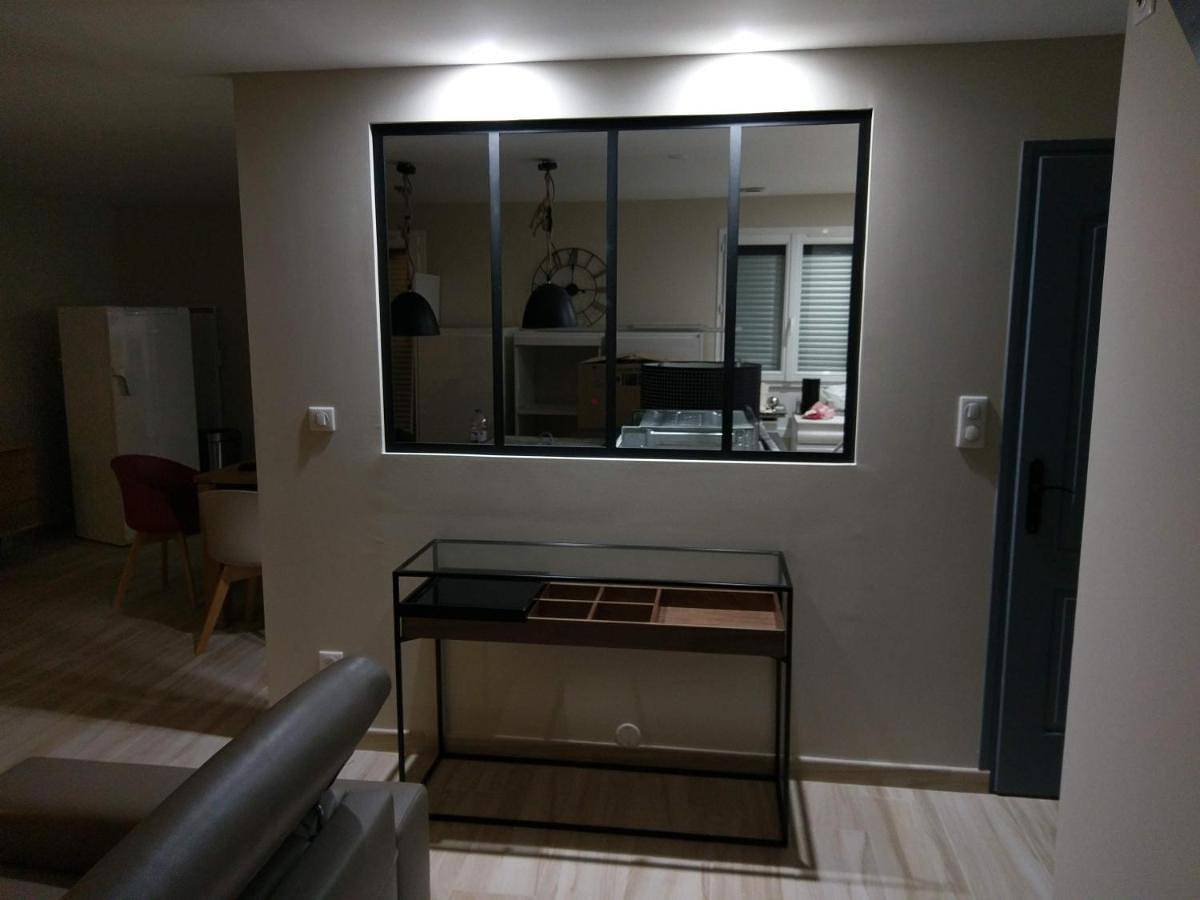 Appartement de vacances entier, Double Room in Saint-Leu-d'Esserent, Oise