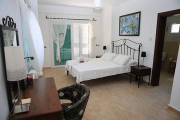 Villa for 10 People in Northern Cyprus, Cyprus, Photo 3