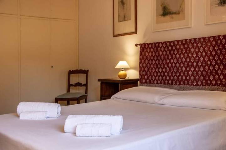 Appartamento intero, Affascinante, romantico appartamento, Ponte Vecchio (50mt), AC, WIFI, Ascensore, completamente attrezzato in Firenze Centro storico, Firenze