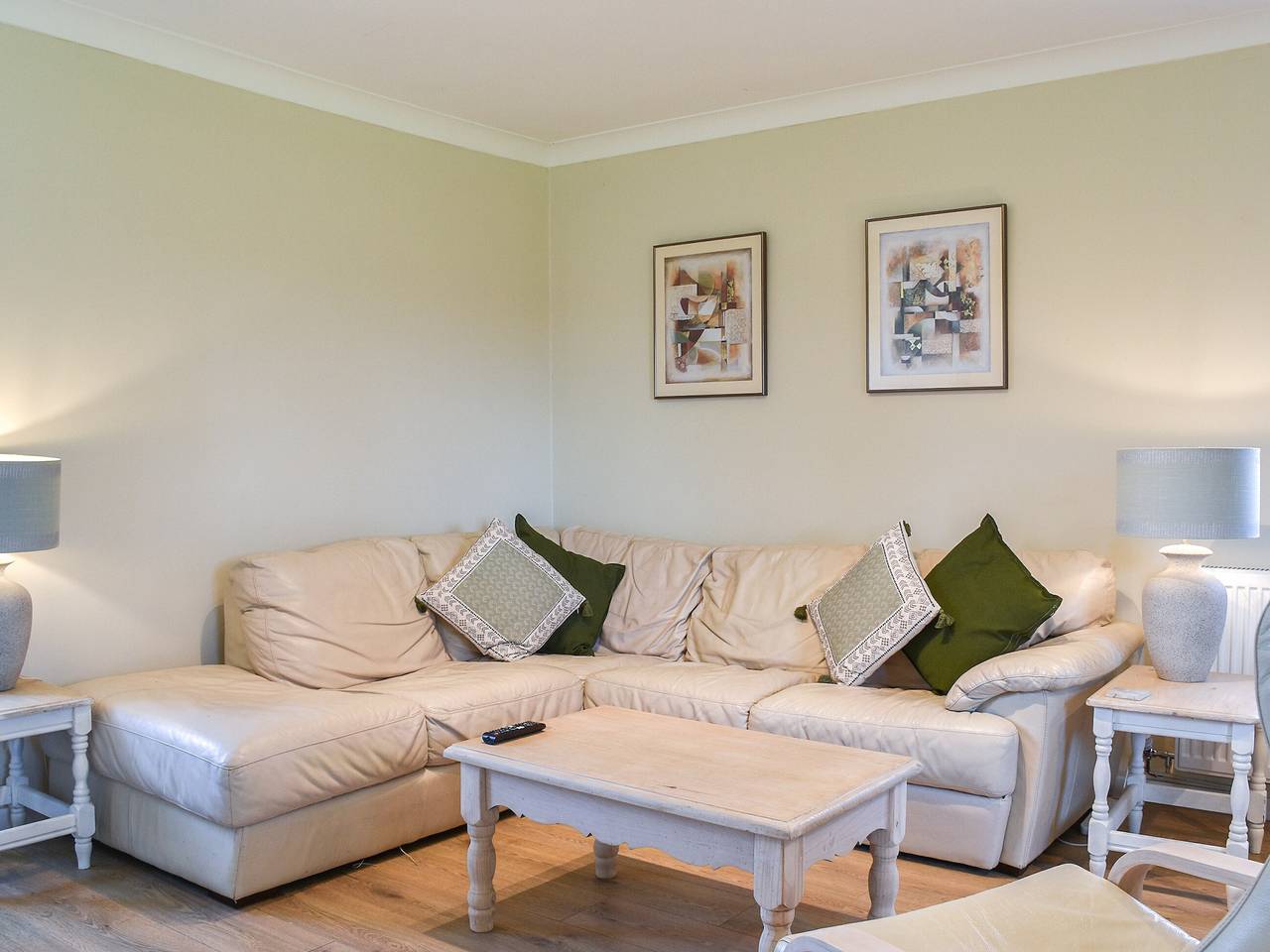 Meadow Cottage in Swansea region
