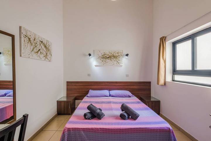 Gîte pour 4 personnes, avec balcon dans St. Paul's Bay - 2