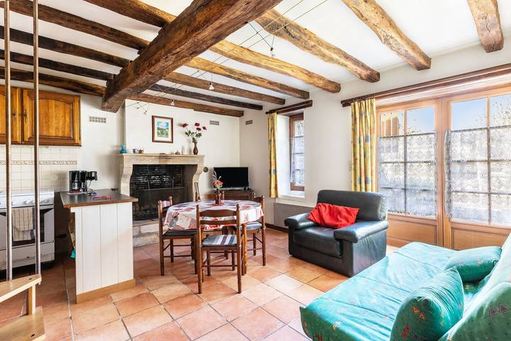Ferienhaus „Petite Maison Bord De Rivière“ mit Terrasse, Garten & Wlan in Chiré-en-Montreuil, Vienne