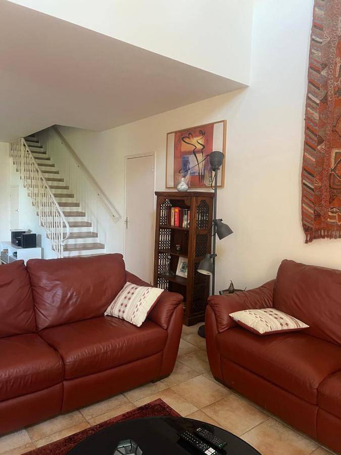 Location de vacances pour 8 personnes, avec piscine ainsi que balcon et vue à La Turbie - 4