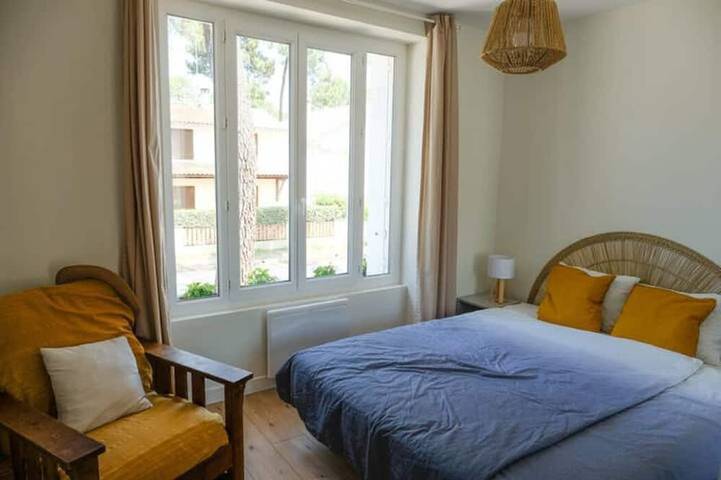 Gîte pour 5 personnes, avec balcon dans Plage de Vallières - 2