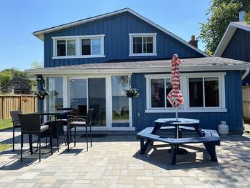 Cottage for 10 Guests in Innisfil, Lake Huron ON, Picture 3