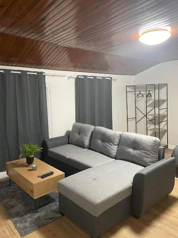 Gîte pour 2 personnes, avec piscine à Bobigny