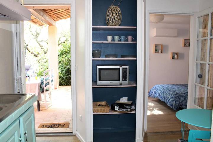 Location de vacances pour 2 personnes, avec piscine et jardin à Morières-lès-Avignon - 3