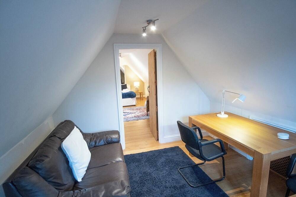 Schöne Lage und schönes Ferienhaus mit einfachem Zugang und in der Nähe von Burley in Burley, Hampshire