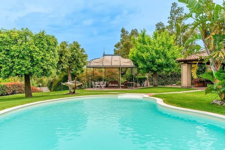 Ferienhaus für 13 Personen, mit Garten