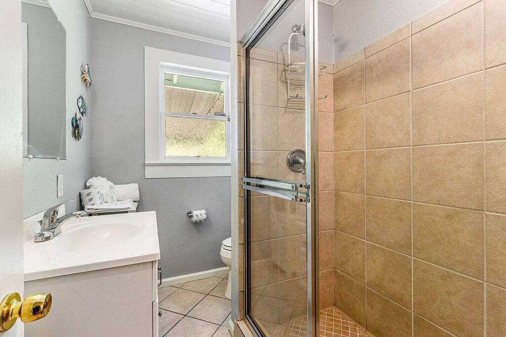 Beach Rental for 5 Guests in Holmes Beach, Anna Maria Island