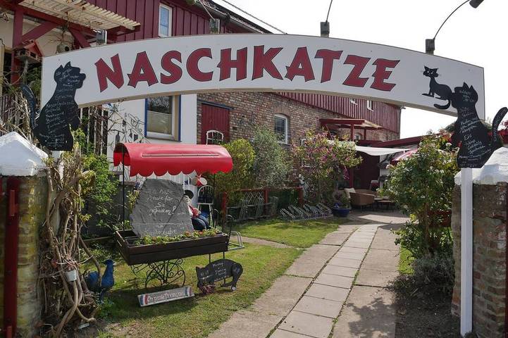 Appartement entier, Apartment 2 - Apartments Naschkatze Usedom- terrace, garden & tranquility in Neeberg, Krummin