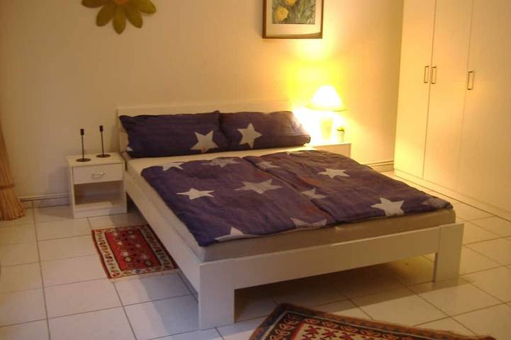 Ganze Wohnung, Hamburg 3 Zimmer 50 qm, 3 Betten, Unterkunft, Ferienwohnung auch Lastminute in Hamburg Farmsen-Berne, Hamburg