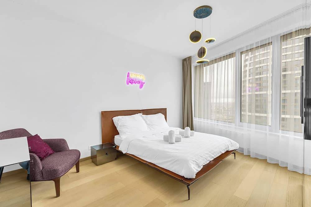 Entire apartment, Skypark's Modern Suite in Bratislava, Bratislava region