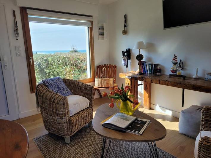 Gîte pour 2 personnes, avec Terrasse et Vue dans Penhors