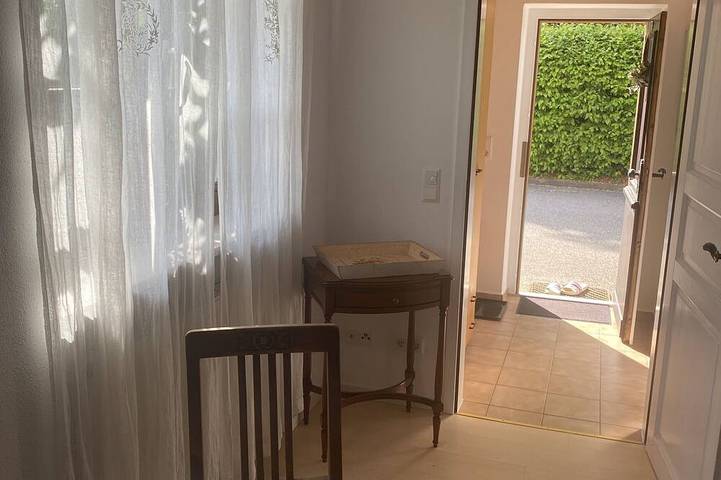 Ganze Wohnung, Ferienwohnung + Pferde-Boxen auf dem Bauernhof idyllisch im Allgäu / Kaufbeuren in Kaufbeuren, Bayerisch Schwaben