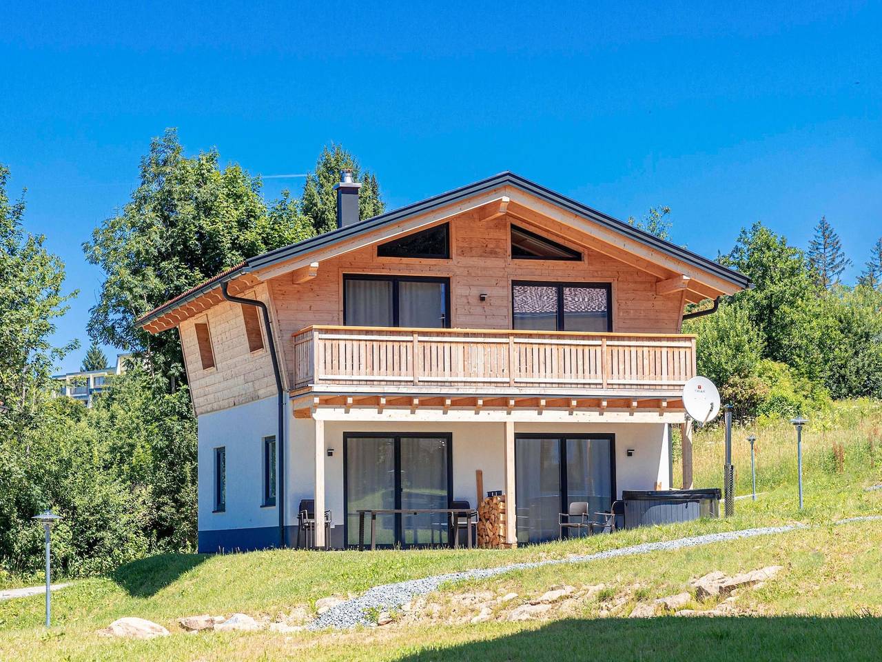 Chalet in St. Englmar with Private Sauna & Hot Tub in Sankt Englmar, Vorderer Bayerischer Wald