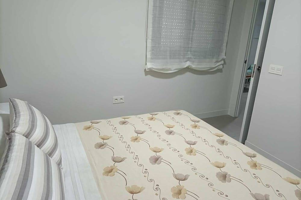 Entire apartment, Marea Apartamento Bien Ubicado y Equipado in Adra, Costa de Almería