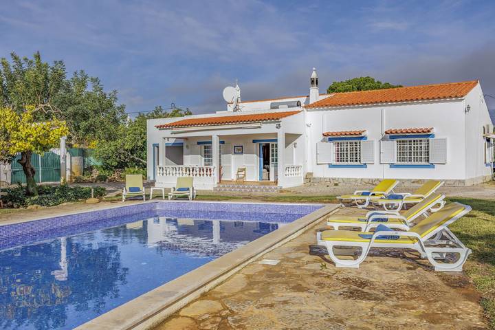 Villa para 6 pessoas, com jardim em Moncarapacho