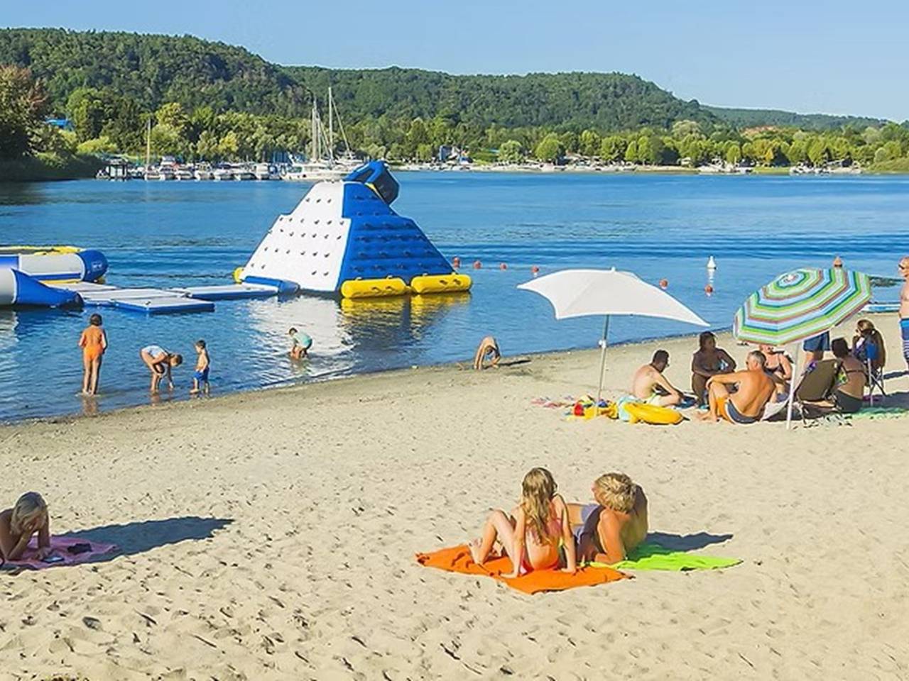 Camping Italia Lido in Castelletto Sopra Ticino, Comune di Castelletto Sopra Ticino