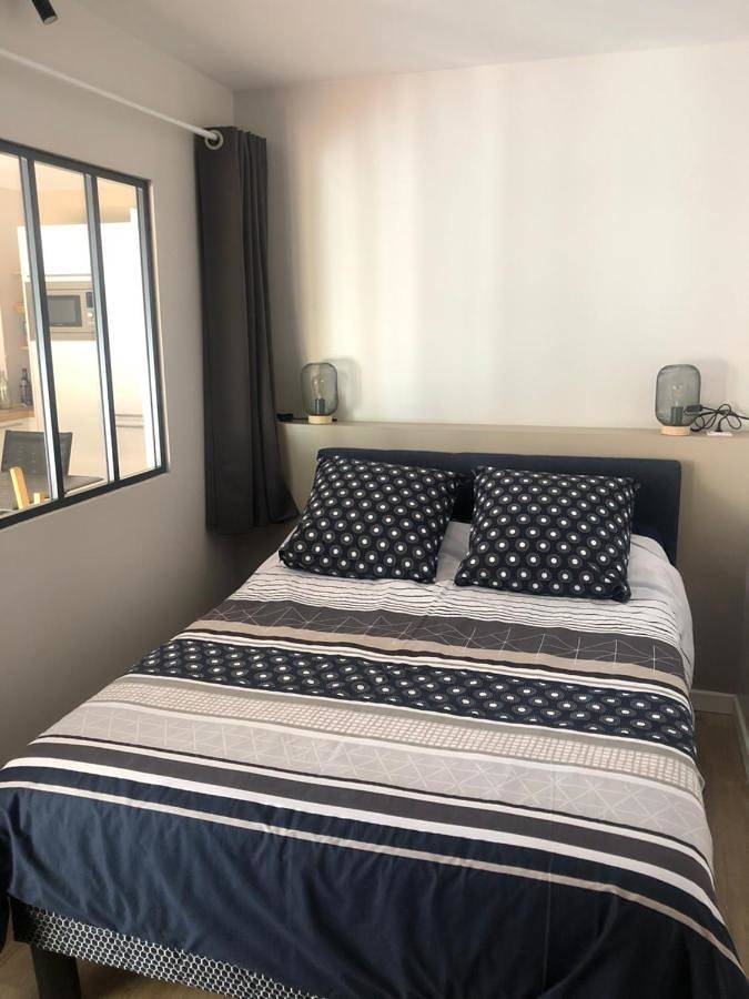 Gîte pour 2 personnes, avec terrasse dans Plage Kerambigorn - 3