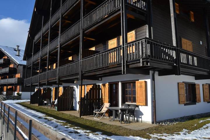 Gîte pour 6 personnes, avec vue et jardin, adapté aux familles dans Champoussin - 4