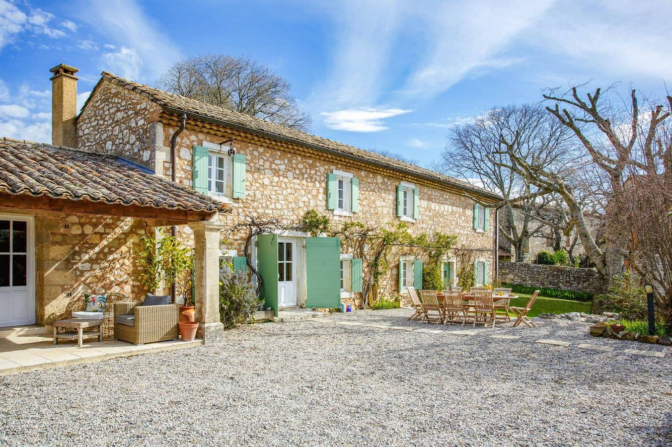 Villa Le Vieux Mas by Villa Plus in Aubussargues, Région de Nîmes