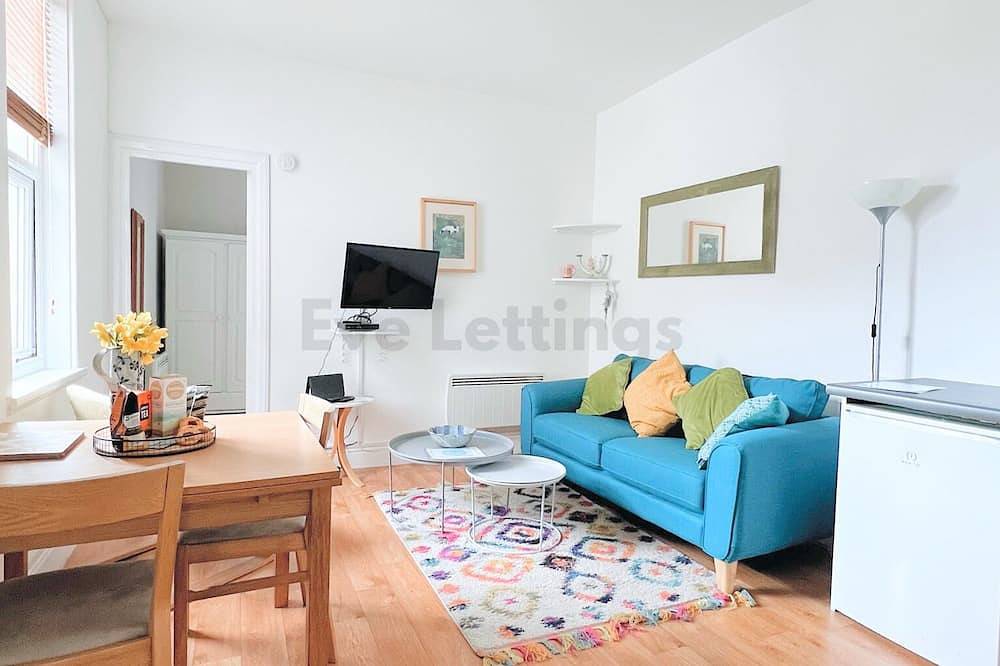 Apartamento entero, Mermaid - Lovely seaside apartment 2 minutes from the beach, with parking in St Ives, Cornualles