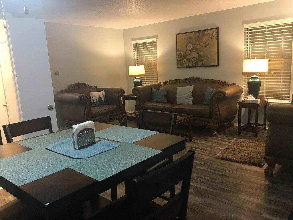 Ganze Wohnung, Cozy Modern 1 Bed 1 Bath next to Park! in Van Zandt County
